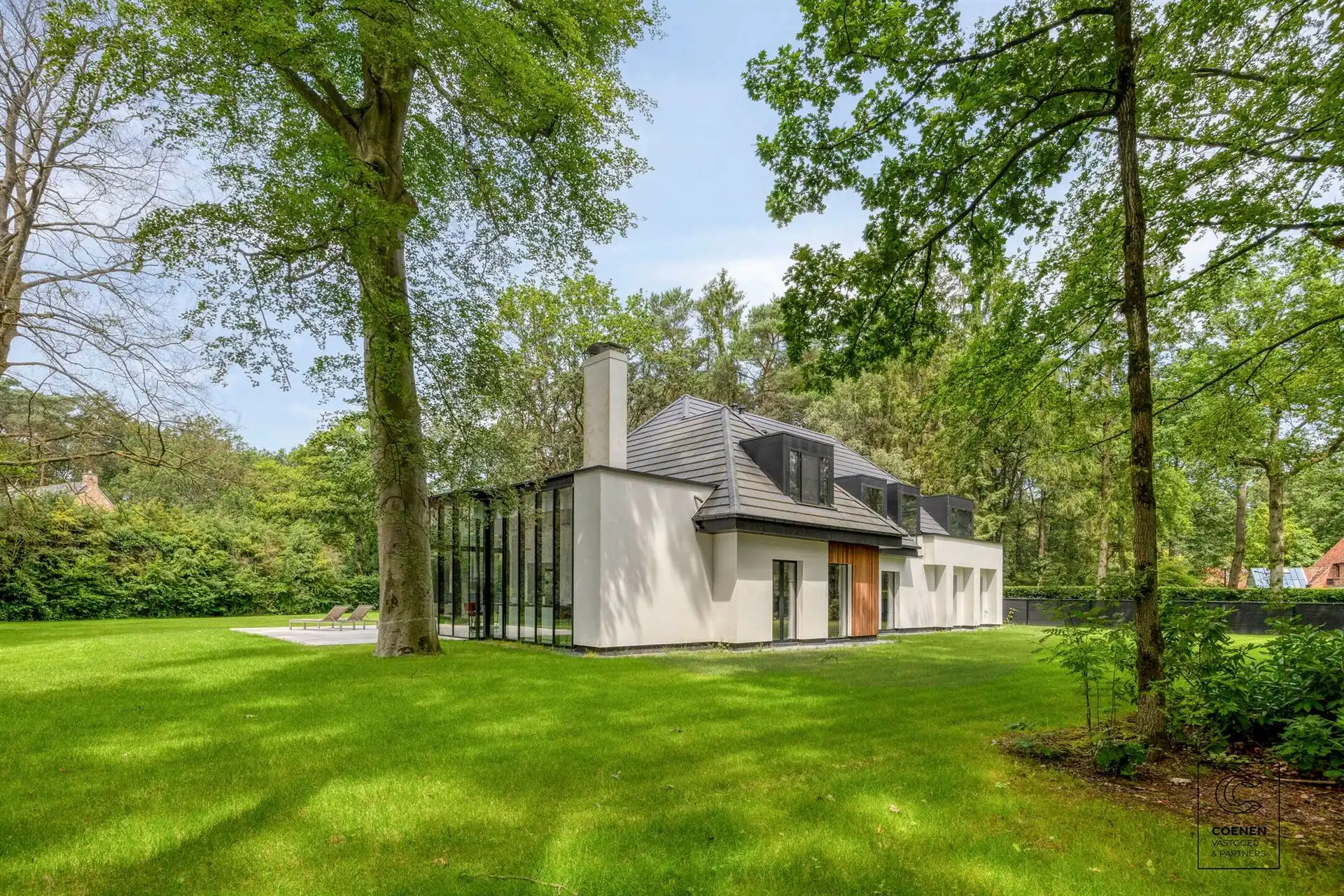 Prachtig gerenoveerde villa op toplocatie te Schilde foto 34