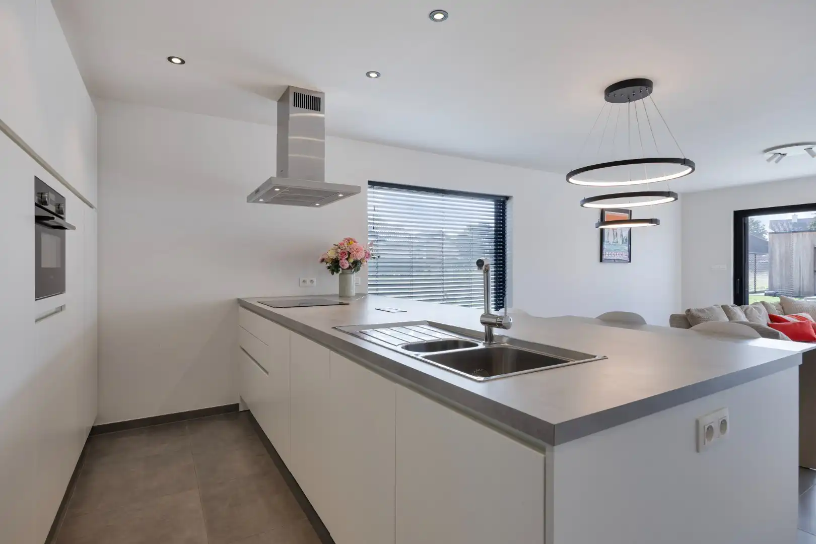 VERKOOP ONDER REGISTRATIERECHTEN ! Energiezuinige woning met 3 slpks, rustig gelegen op een zonnig perceel van 370 m² !  foto 10