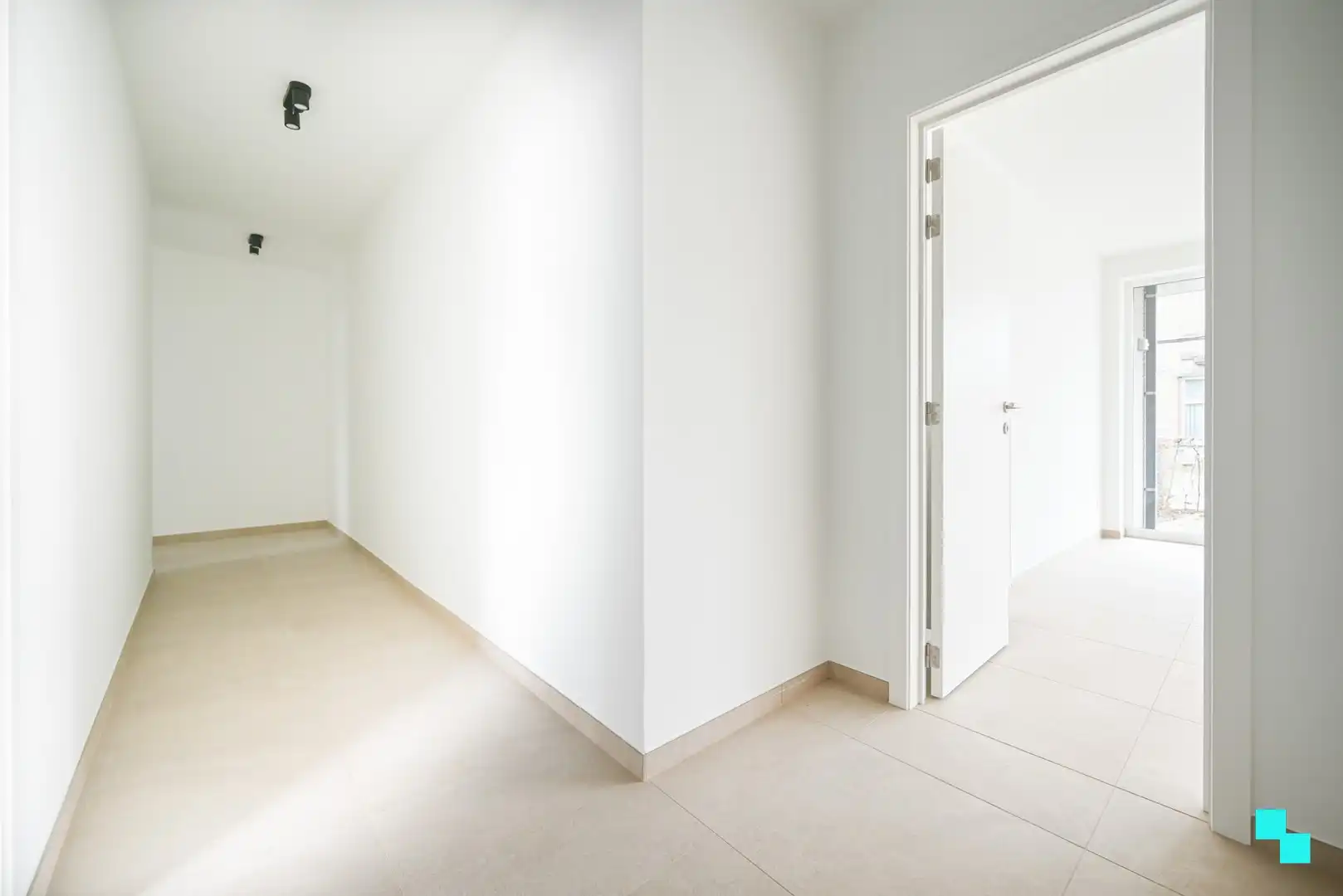 Instapklaar nieuwbouwappartement met tuin te Emelgem foto 16