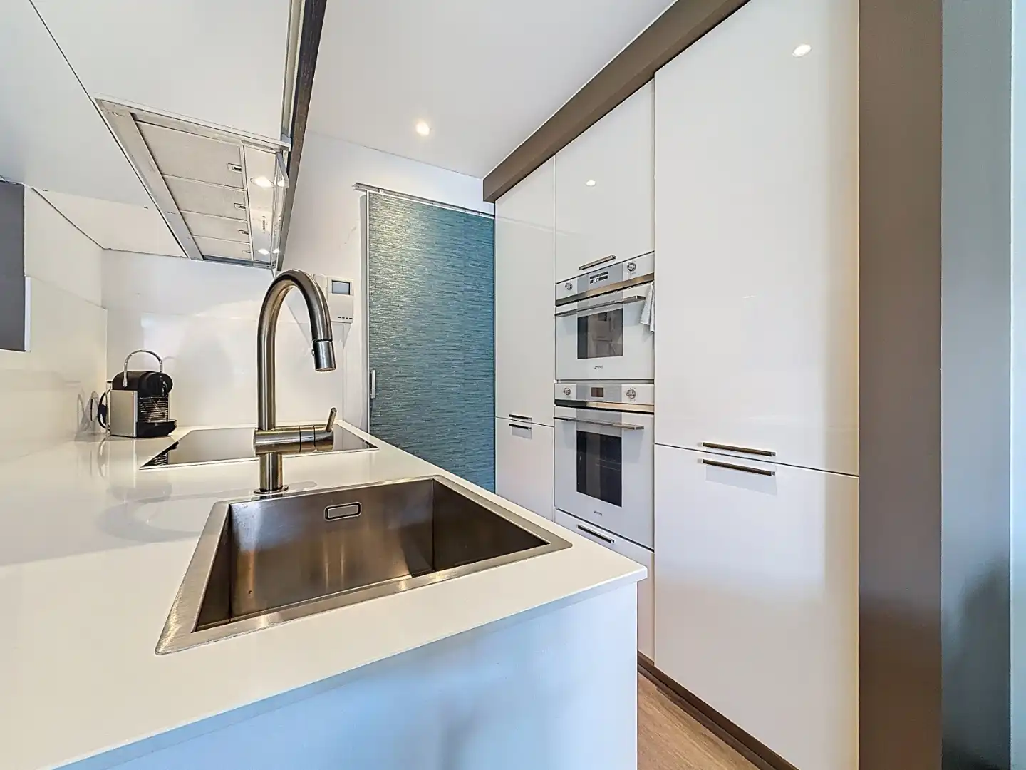 Instapklaar appartement met zicht op de vaargeul te Nieuwpoort-Bad foto 7