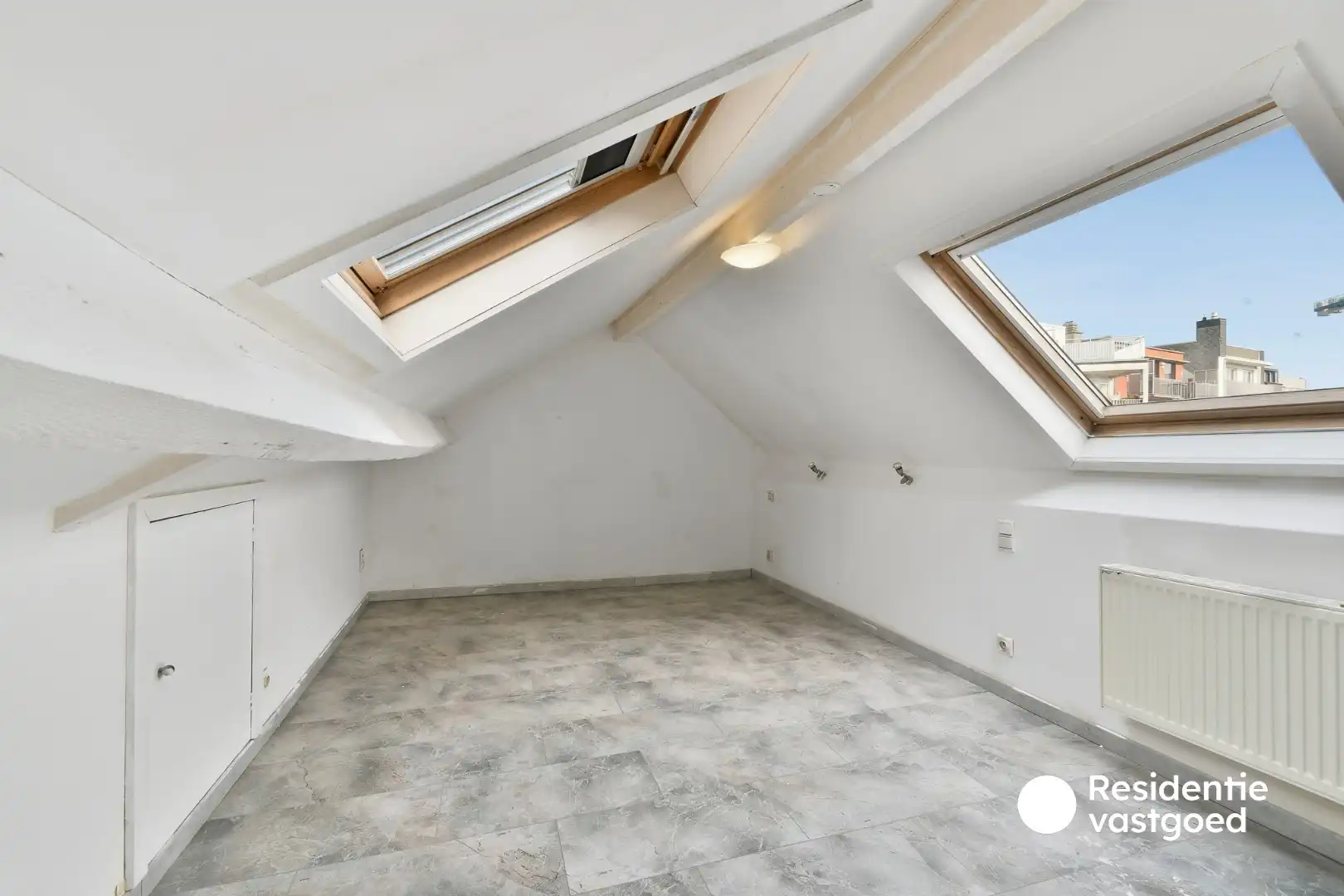 Dakappartement te huur in Oostende op de 3de verdieping foto 7