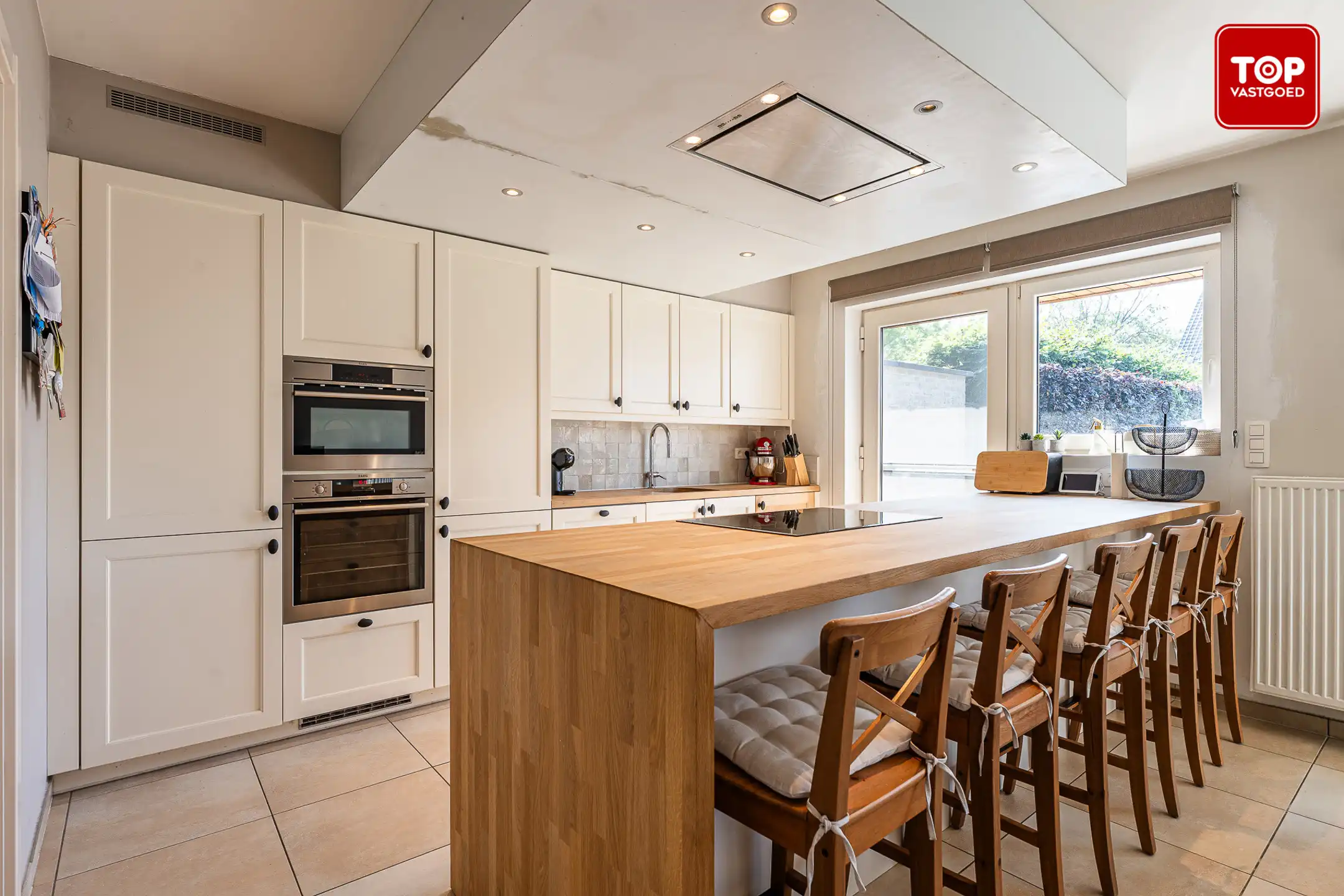 Instapklare woning met 4 slaapkamers en zonnige, zuidgerichte tuin. foto 7
