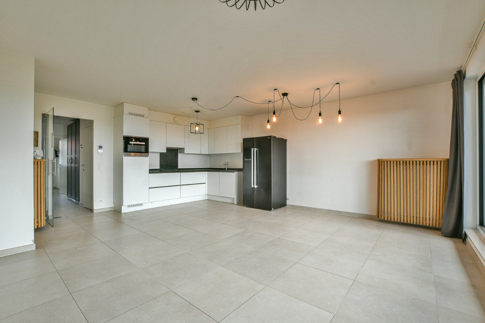 Modern 2-slaapkamerappartement op de derde verdieping met terras nabij duinen en strand, De Haan foto 6