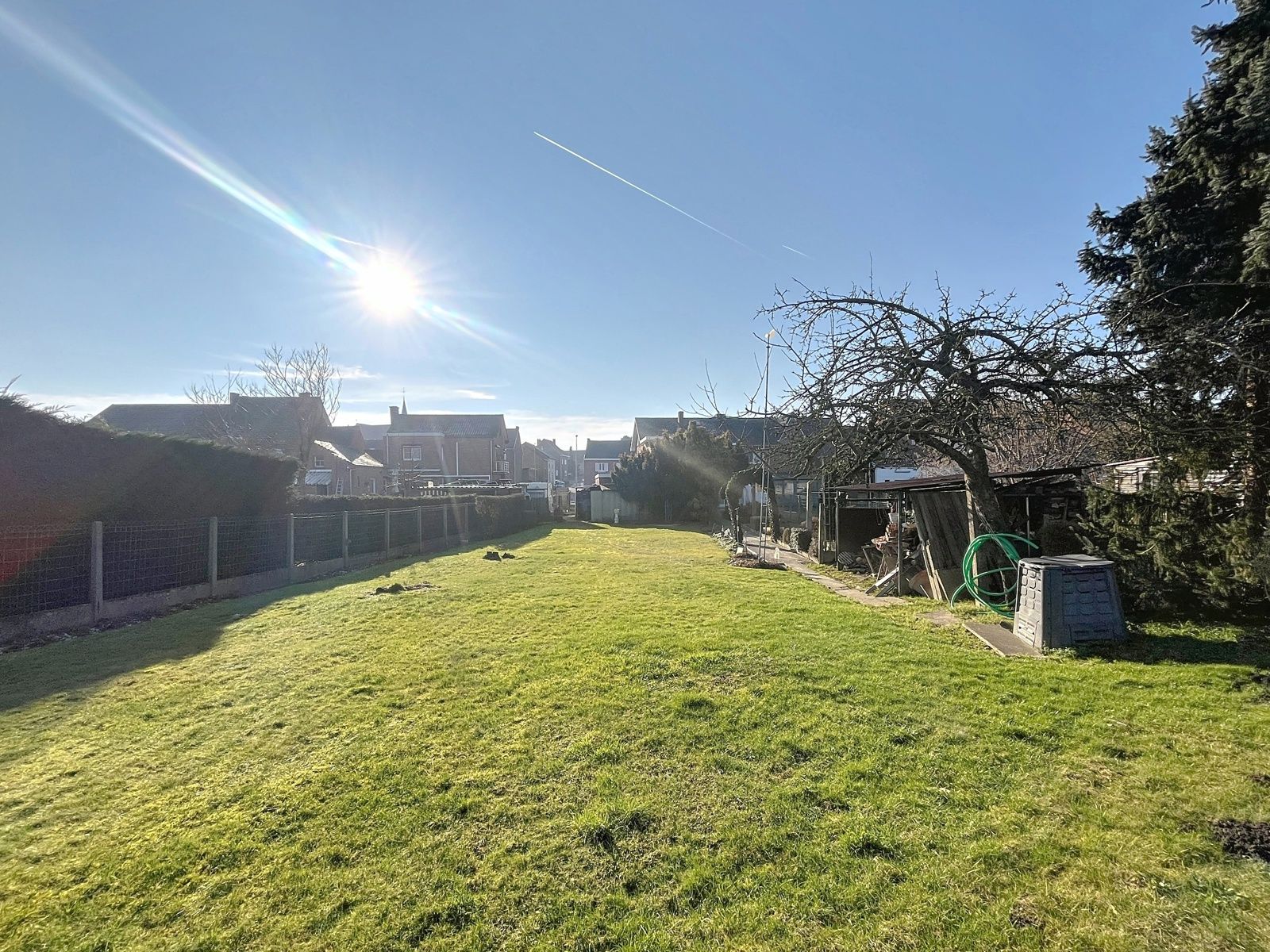 Halfopen bebouwing met 4 slpks - tuin en werkruimte foto 3