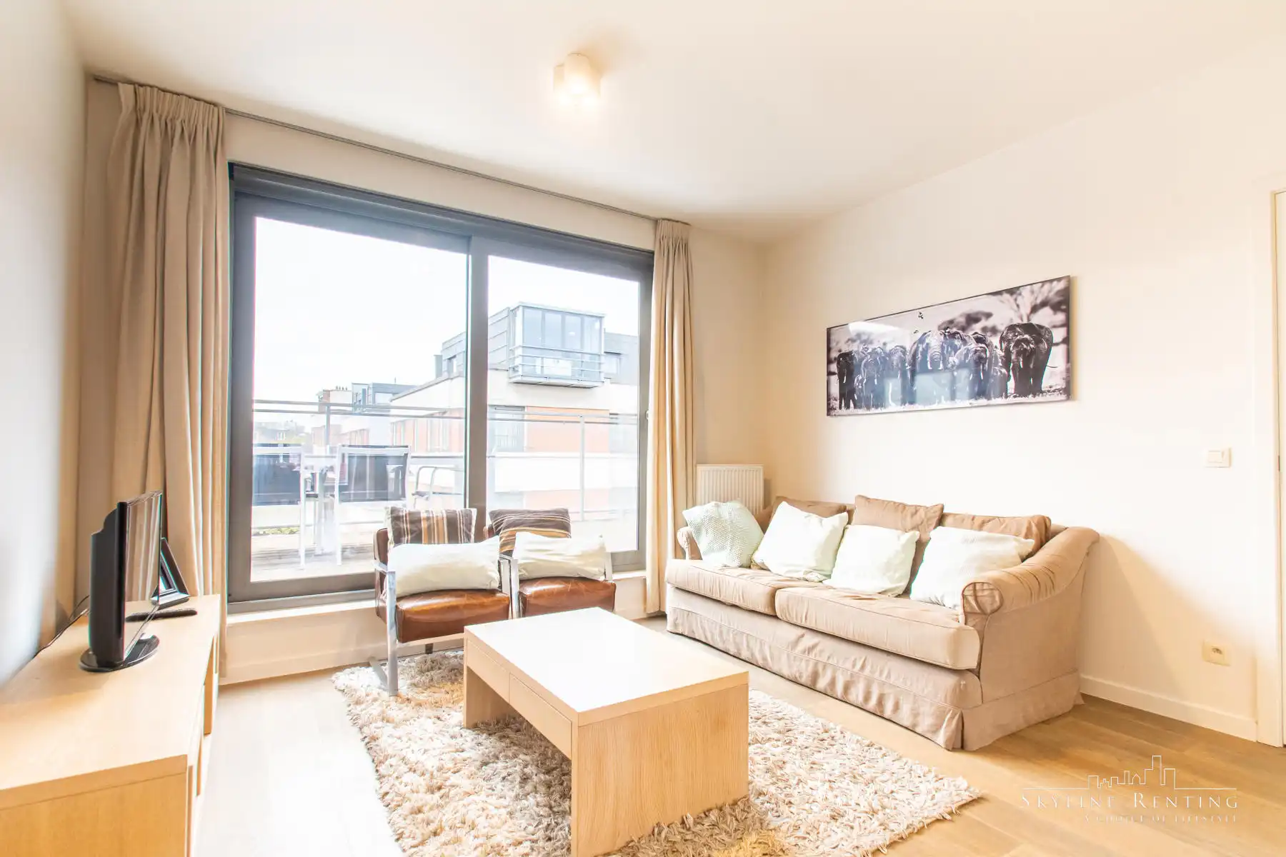 Mooi gemeubeld 2-kamer app. met prachtige TERRASSEN foto 2