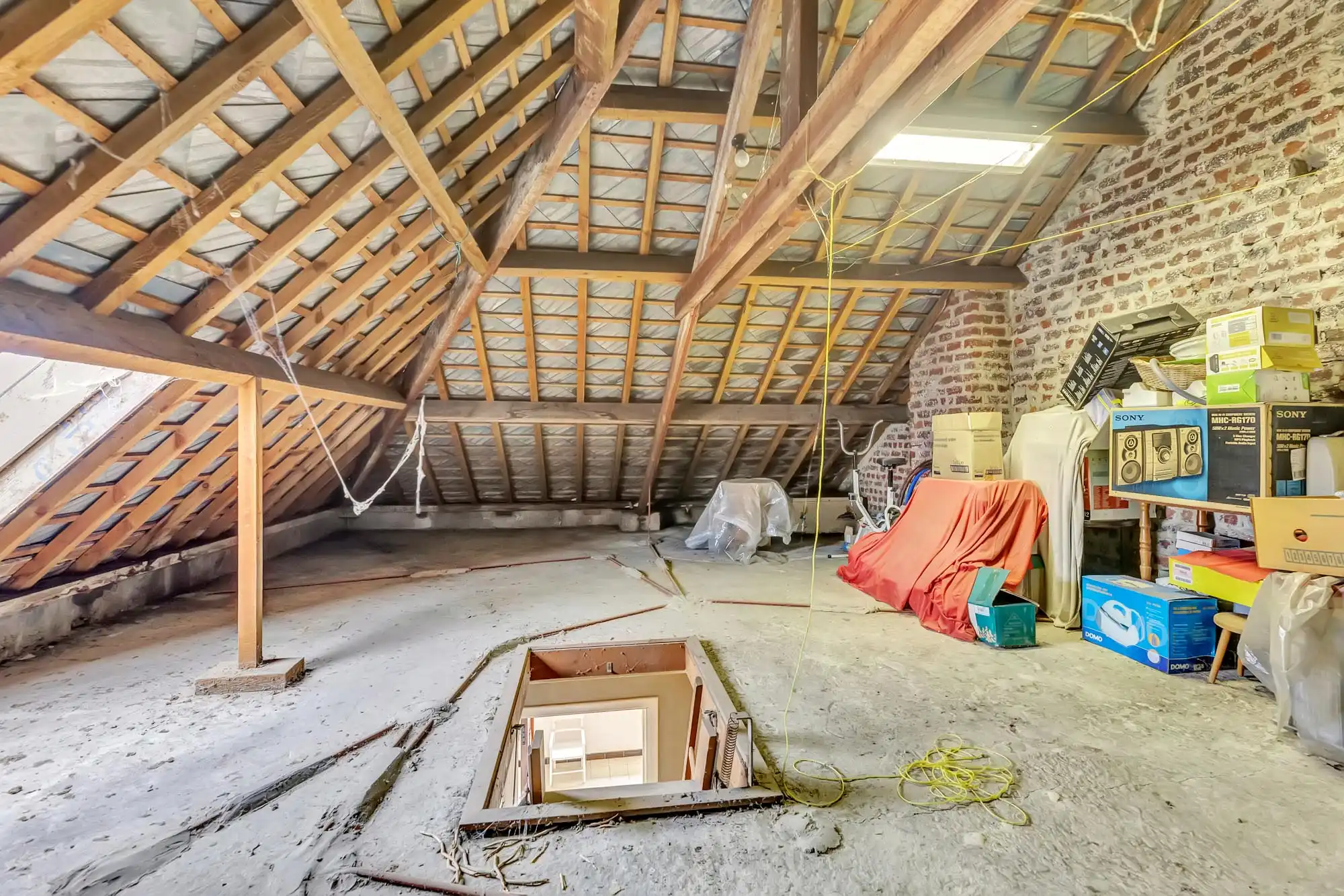 Karaktervolle HOB te renoveren met garage te Liedekerke foto 18