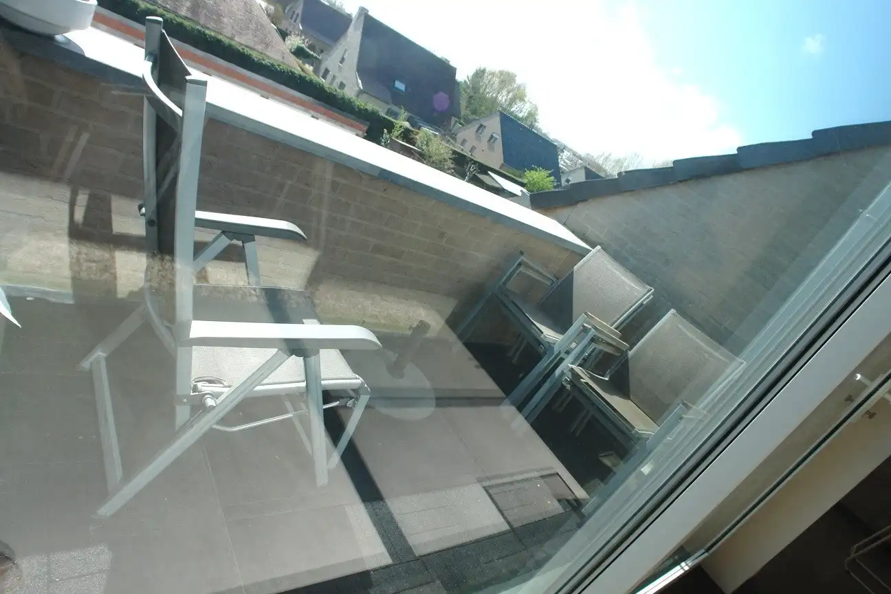 RUIM DUPLEX APPARTEMENT MET TERRAS EN GARAGE foto 4
