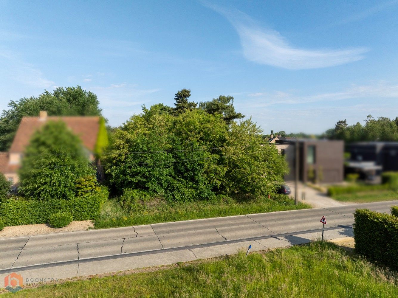 Bouwgrond voor open bebouwing op een perceel van 932m² foto 2