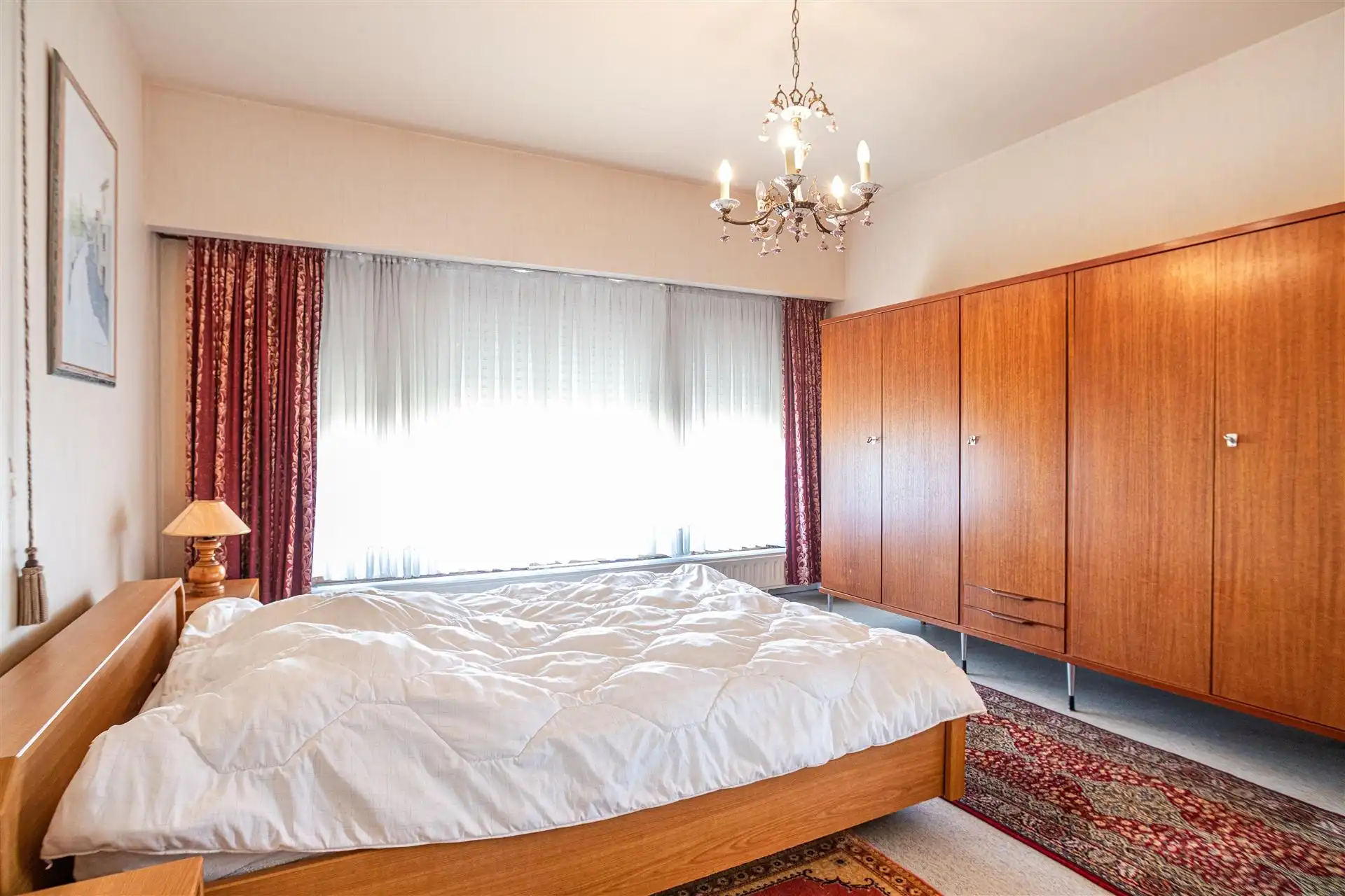 Statige woning met vrij uitzicht & vergund bijgebouw foto 14