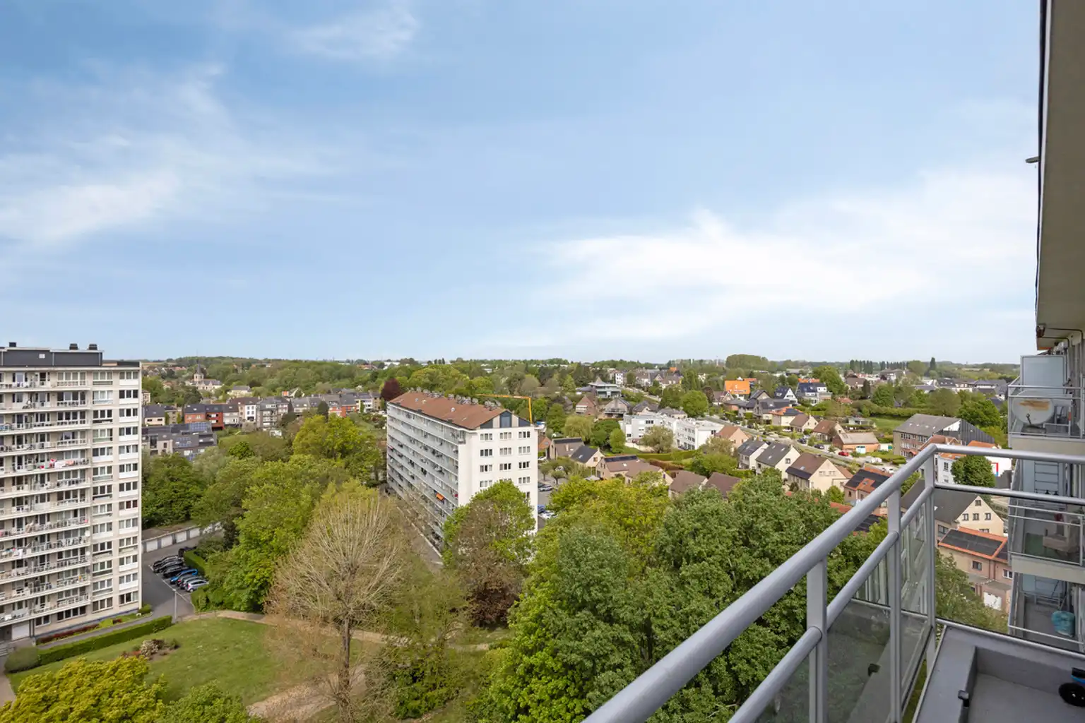 Volledig gerenoveerd appartement met uitzicht op het park foto 20