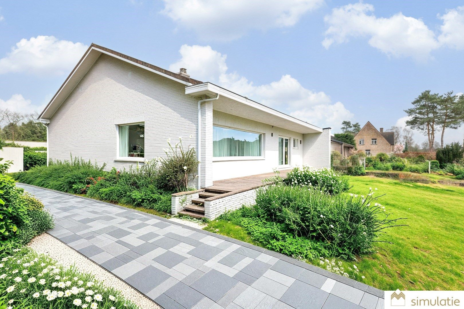 Vrijstaande woning met volledige kelder op 1715 m² – ruimte, rust én renovatiekansen! foto {{pictureIndex}}