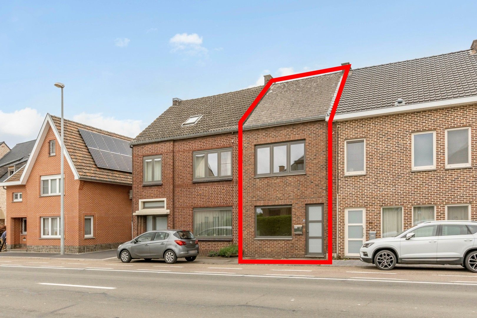 Goed gelegen woning te koop foto 3