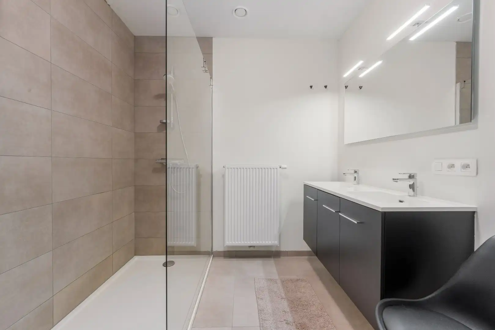 Recent topappartement (2023) met 2 slaapkamers én garage te Diksmuide foto 17