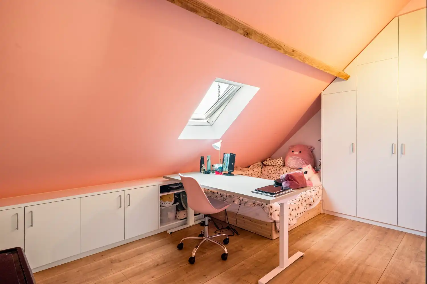 Instapklare gezinswoning met 3 slaapkamers en tuin in Wijnegem foto 12