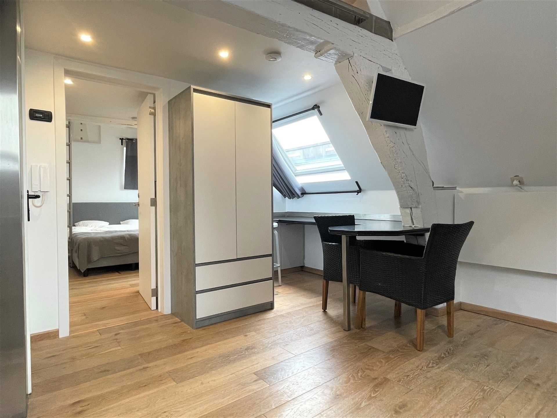 Gemeubeld appartement aan de Grote Markt, Antwerpen! foto 4