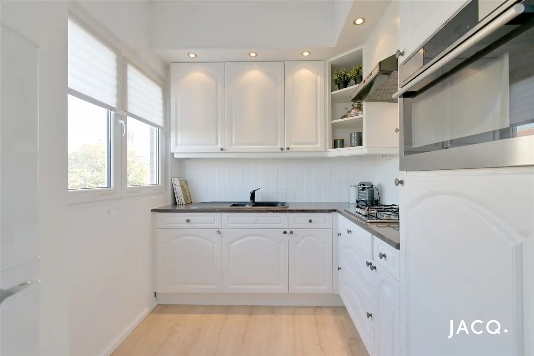 Comfortabel ingericht 1-slpk appartement in de Expowijk! foto 7