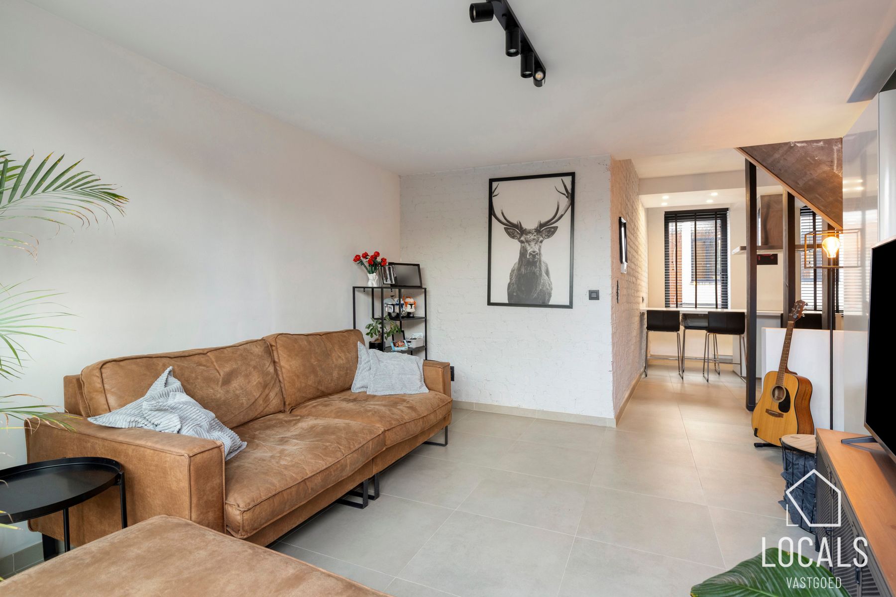 Volledig gerenoveerde woning in centrum Ninove foto 11