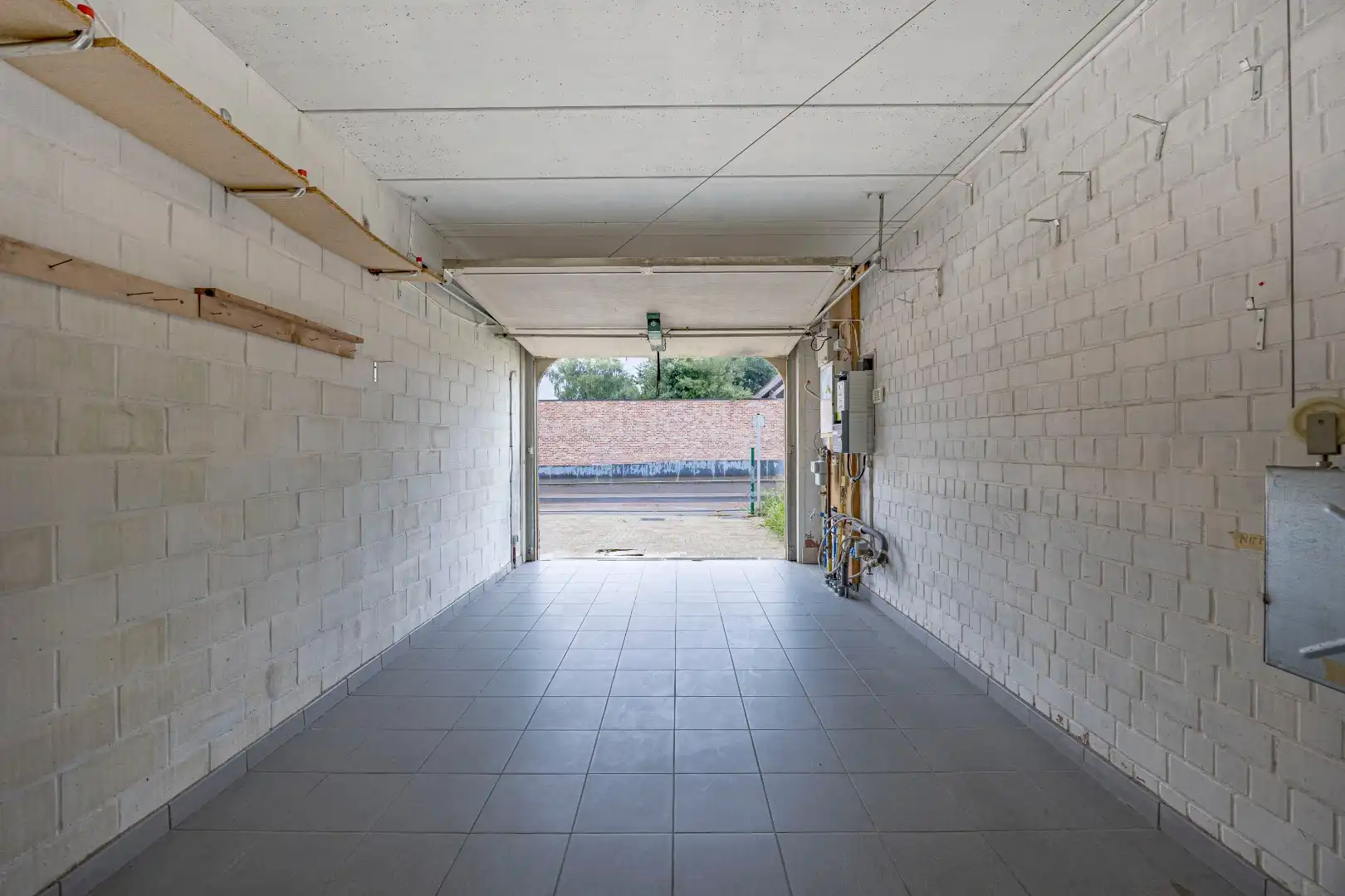 Mooie eigendom op 446 m² met goede locatie - 3 slaapkamers, garage, tuin foto 13