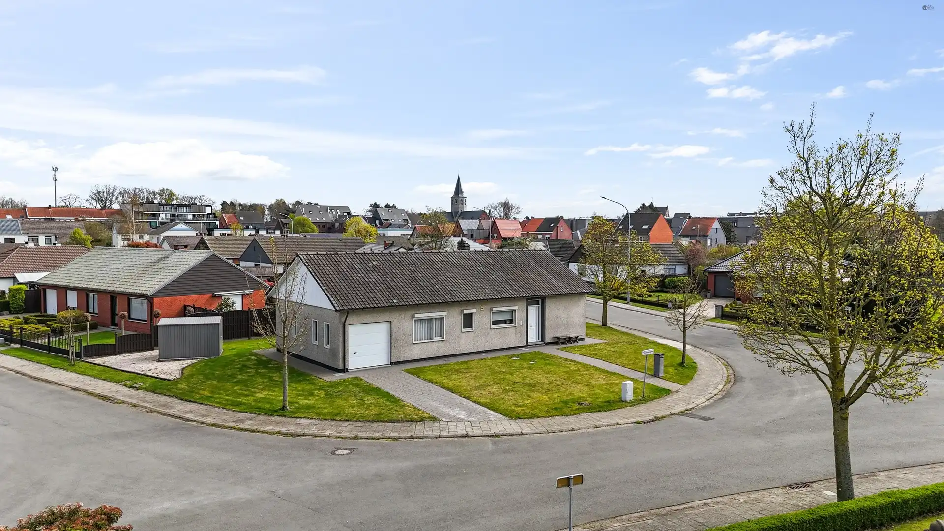 Rustig gelegen bungalow te Stekene foto 2