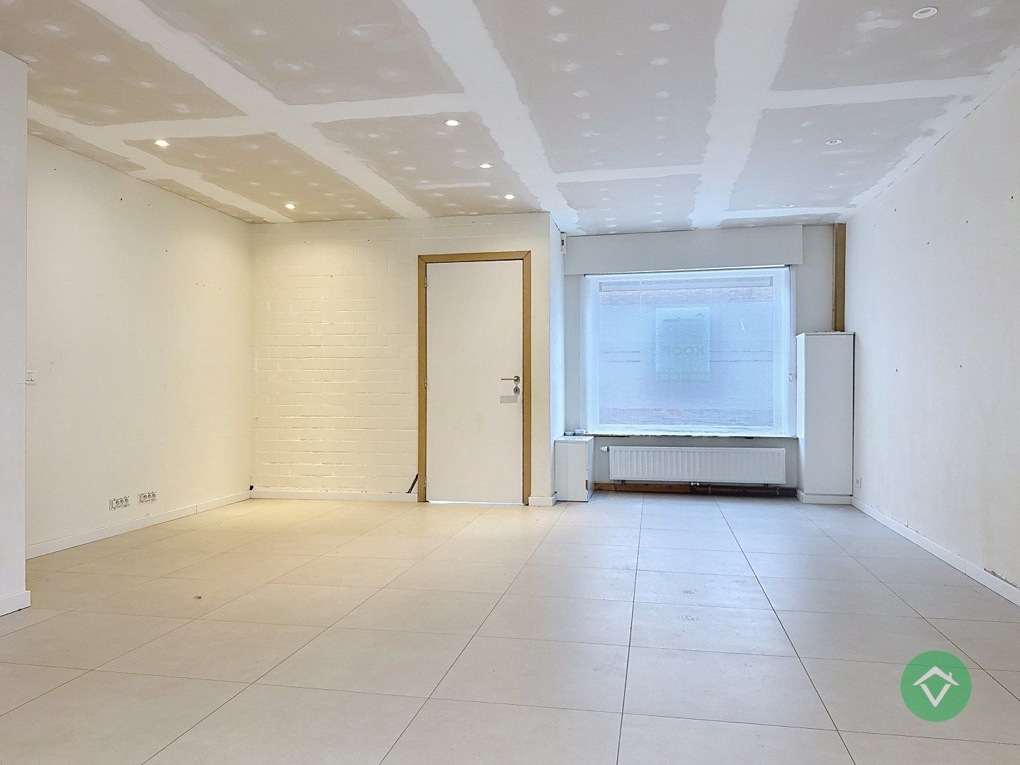 Instapklare woning met 4 slaapkamers te Koekelare foto 3