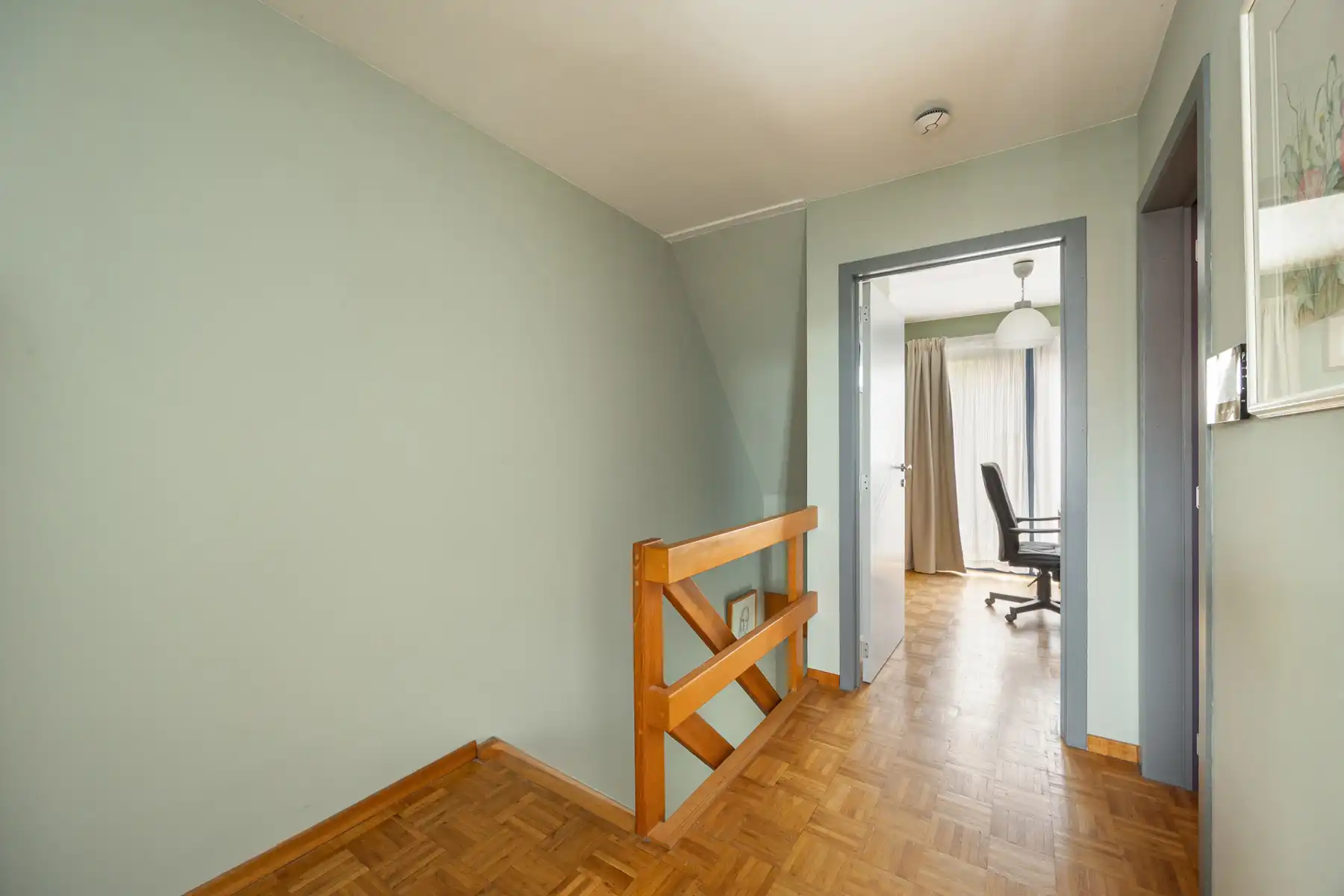 Instapklare woning met 4 slaapkamers in het centrum foto 9