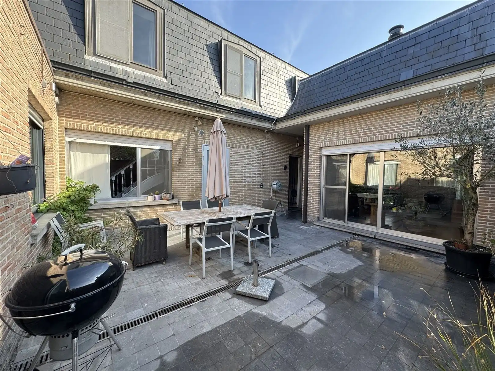 Woning met kantoren en magazijn van 1500m² foto 11