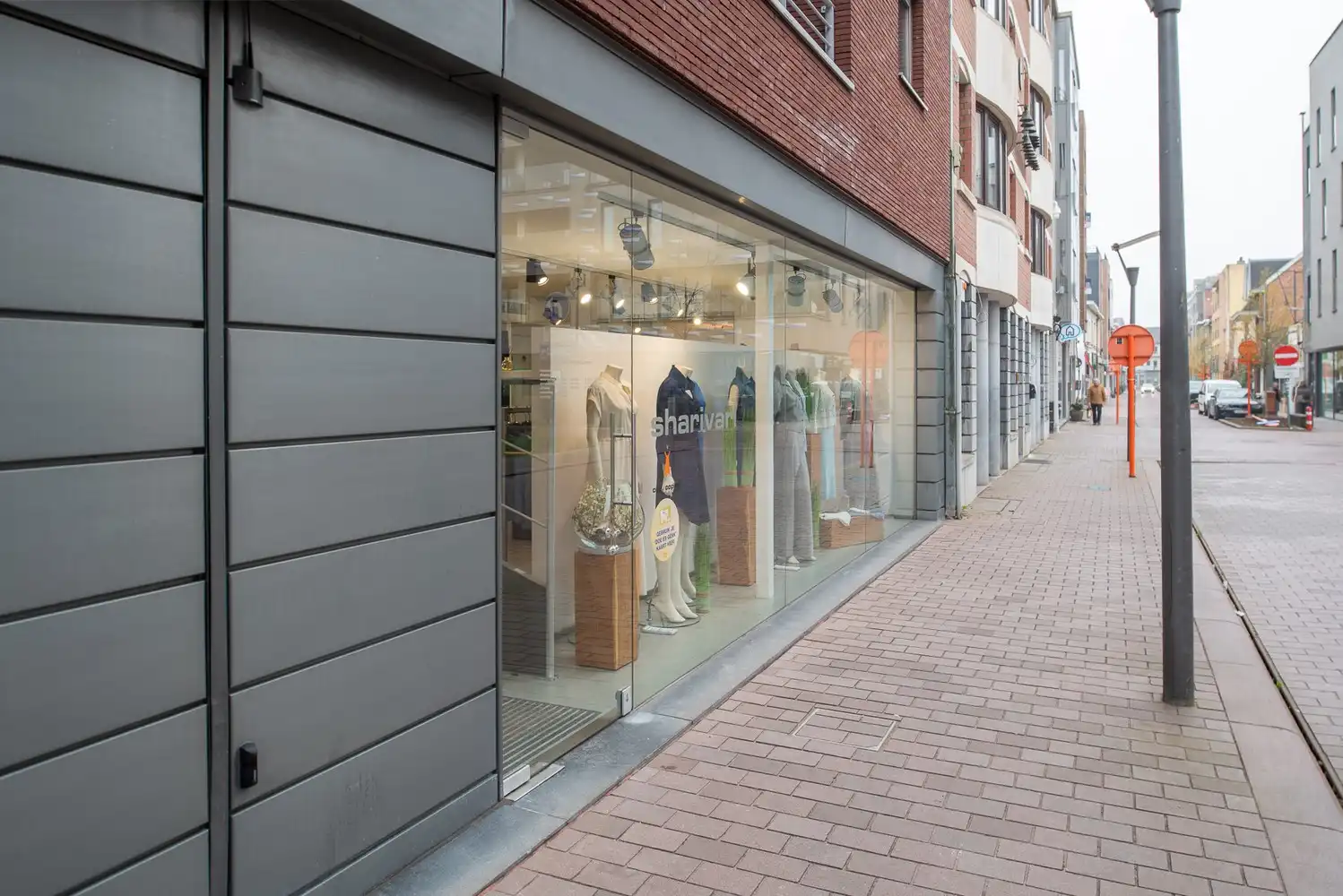 Handelspand in het Centrum van Genk foto 3