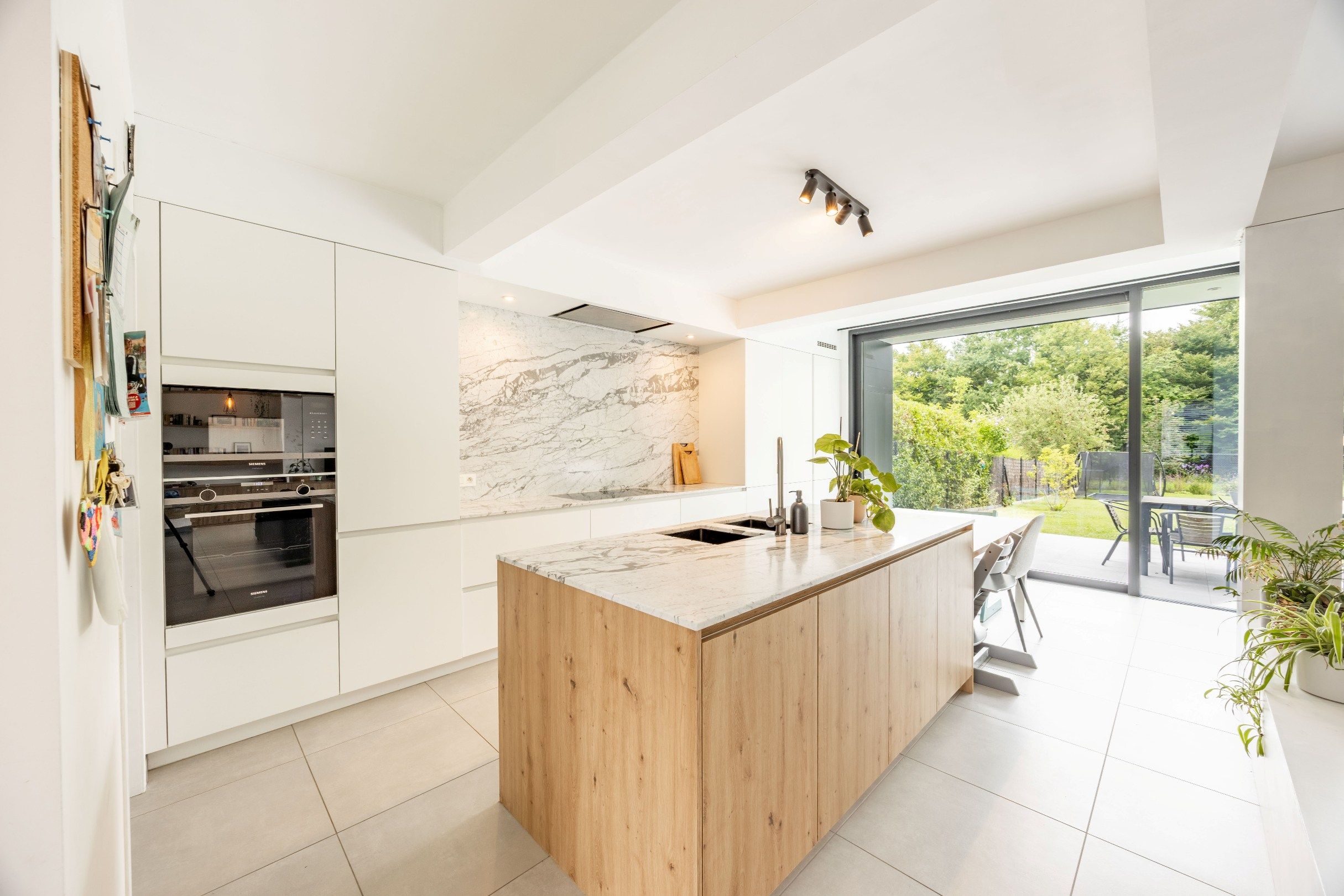 STIJLVOL GERENOVEERDE WONING foto 7