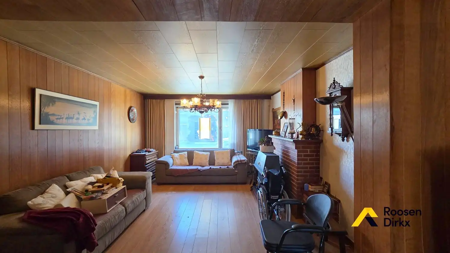 Te renoveren / af te breken woning hartje BREE! foto 10