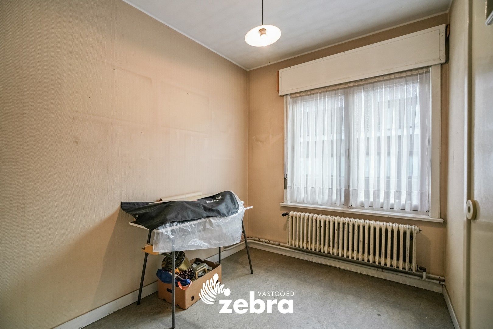 Statige woning met 4 slaapkamers en veel potentieel te centrum Tielt! foto 18