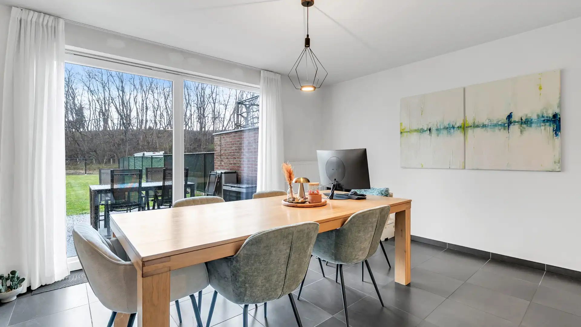 Instapklaar gelijkvloers appartement met 2 slaapkamers en tuin foto 10