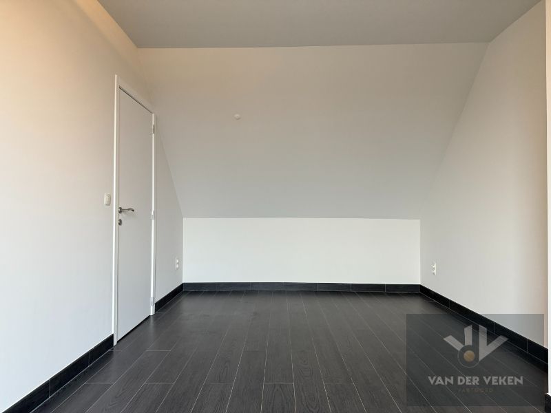 VERNIEUWD 2-SLPK APPARTEMENT MET 2 TERRASSEN foto 12