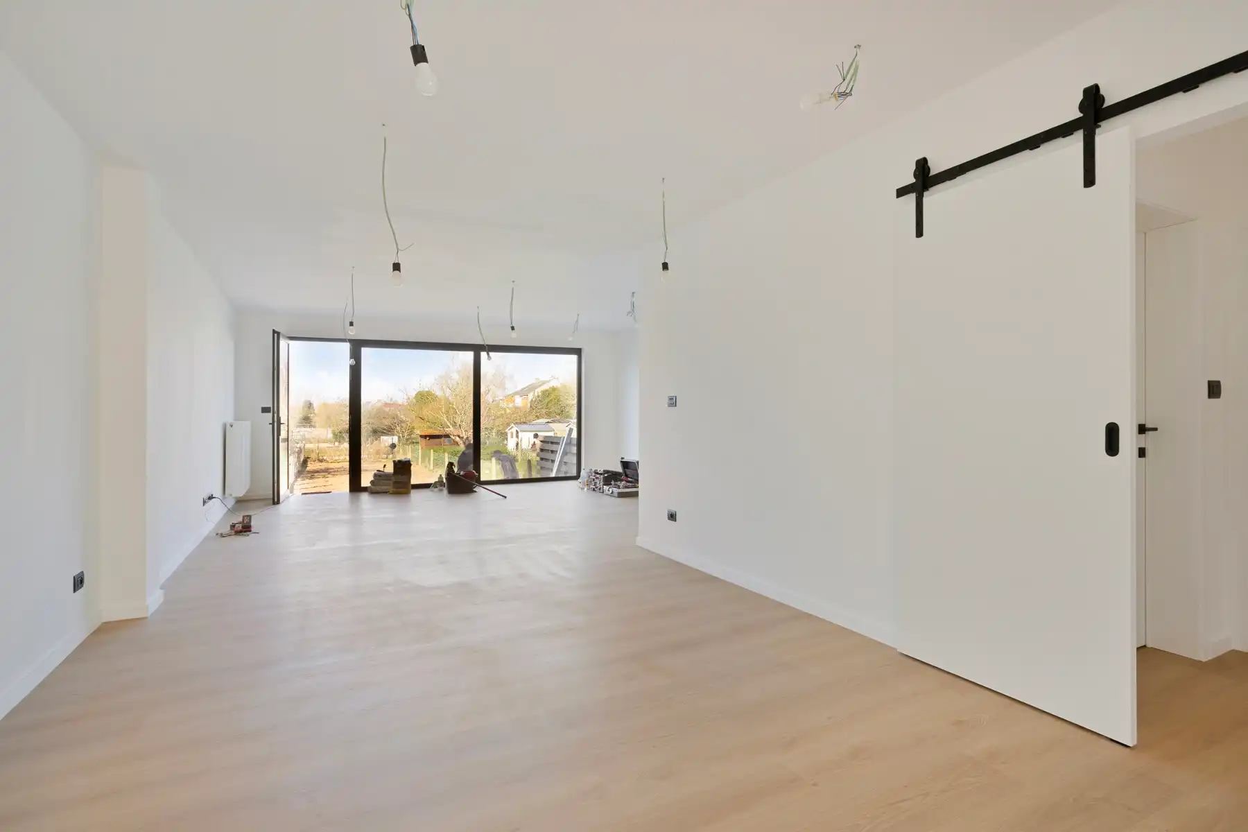 Volledig vernieuwde woning met 3 slaapkamers foto 3