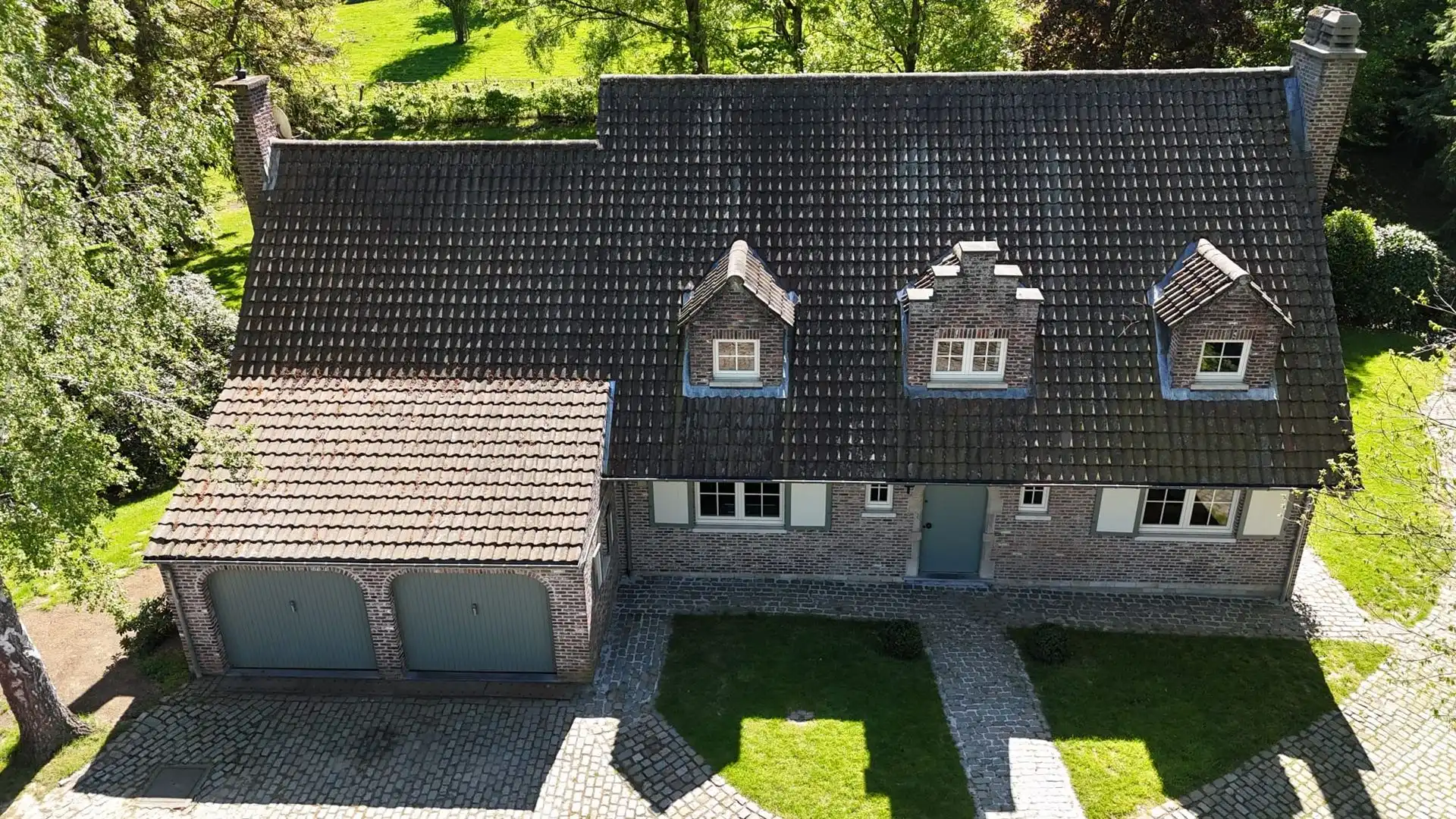 Charmante villa gelegen aan de rand van het Zoniënwoud foto 38
