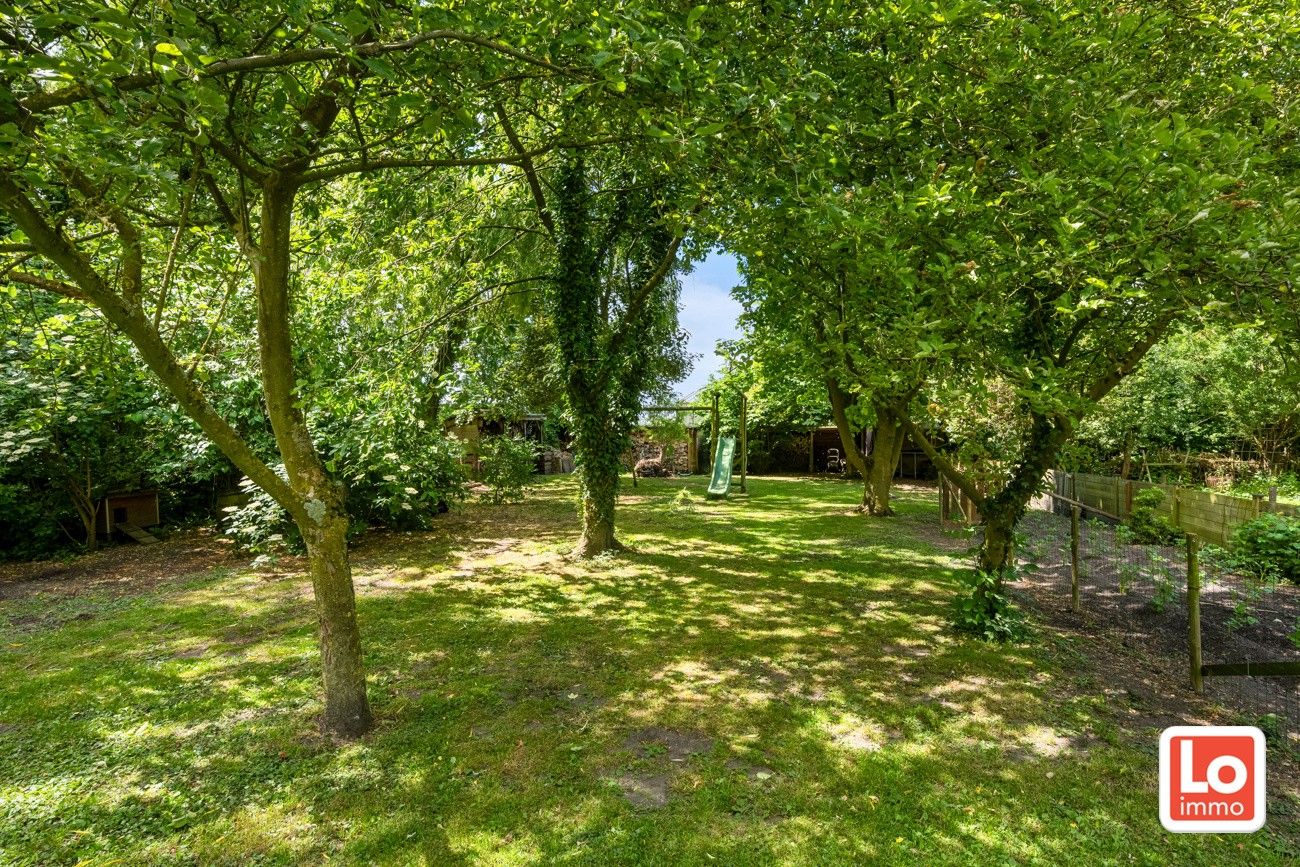 Charmante open woning met carport en héél grote aangename tuin gelegen op een toplocatie vlakbij het centrum van Zaffelare! foto 35