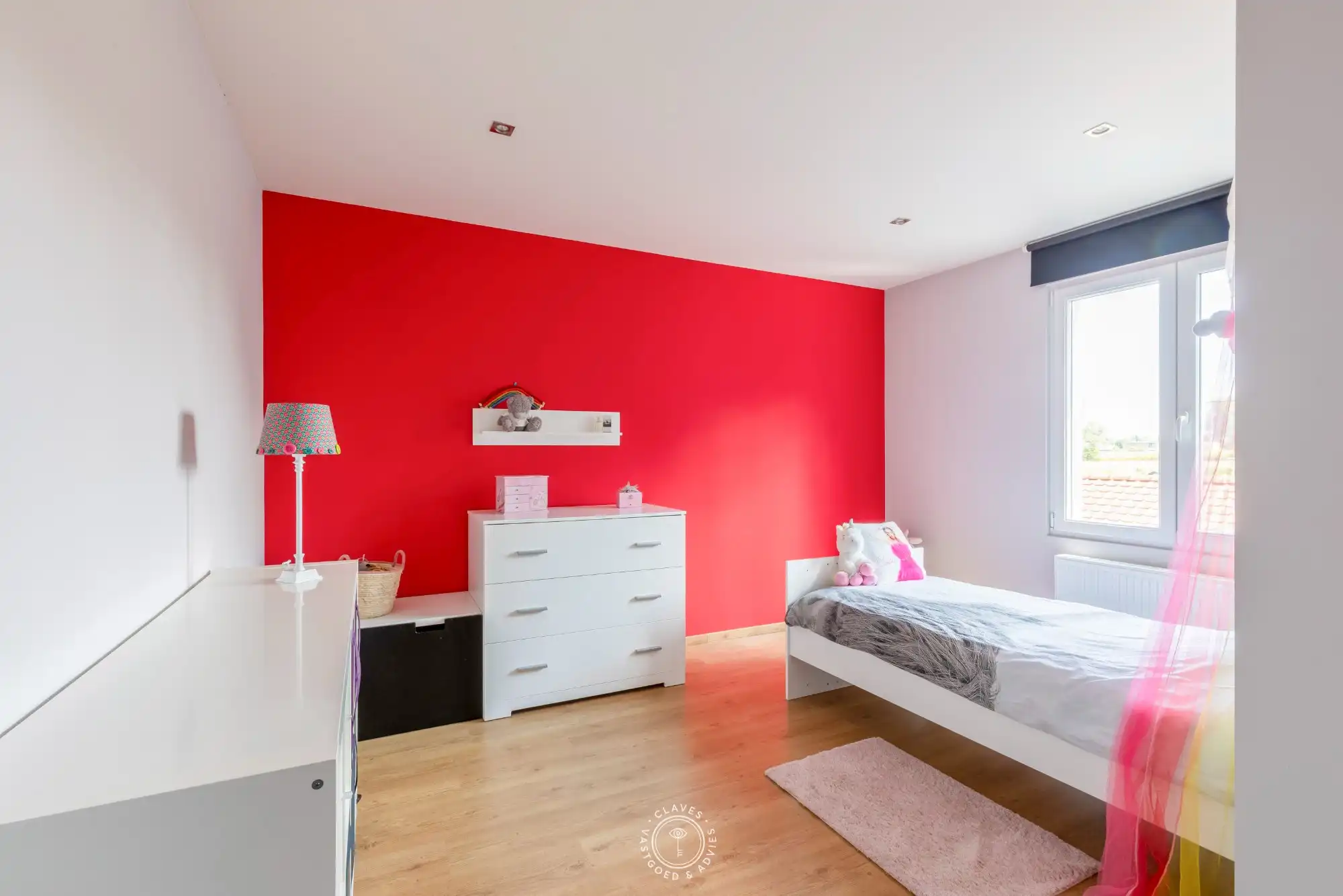 Moderne familiewoning met verrassende buitenruimte foto 18
