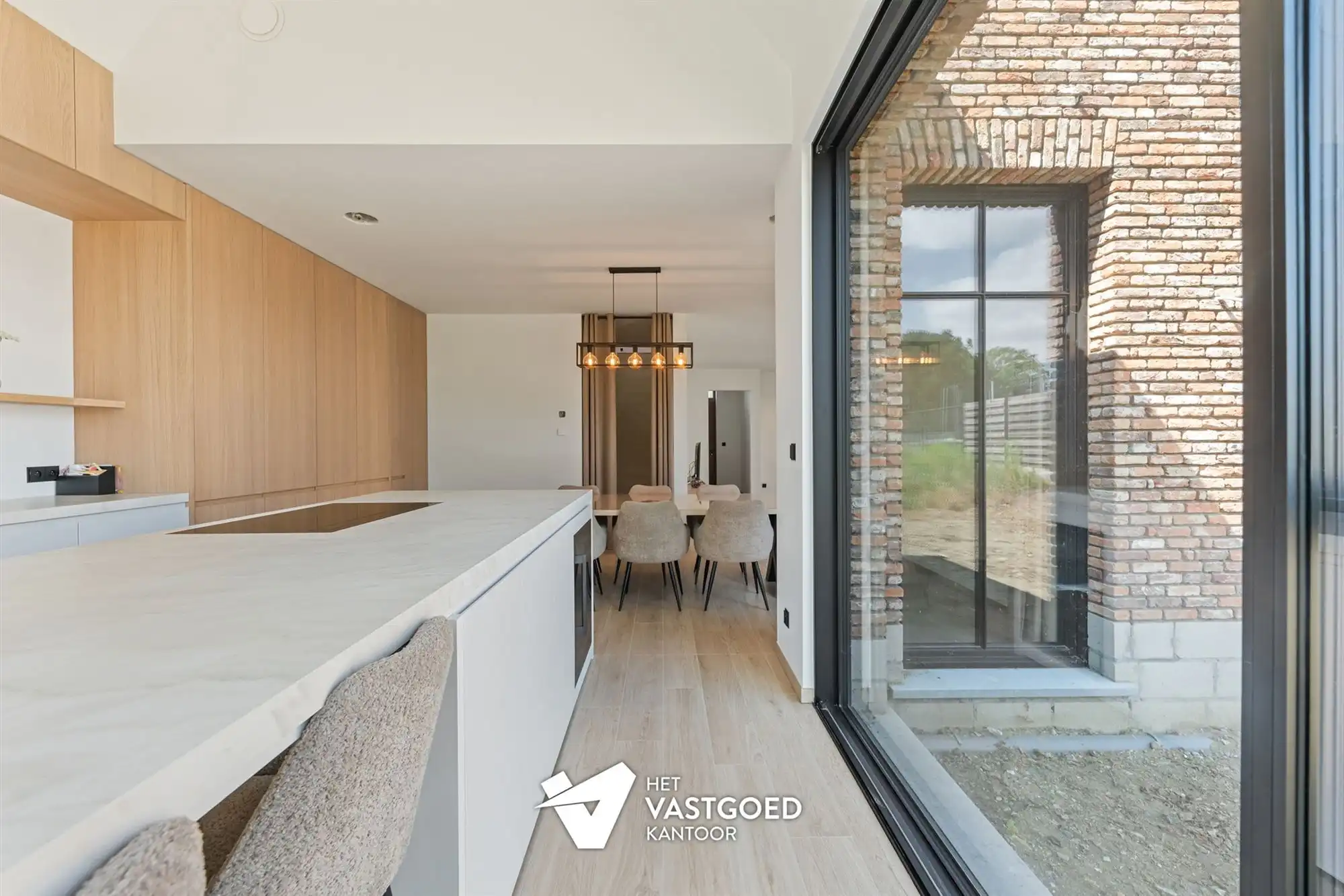 ZEER RUIME NIEUWBOUWWONING UITERST RUSTIG GELEGEN OP EEN PERCEEL VAN 1628M² TE OOSTHAM foto 13