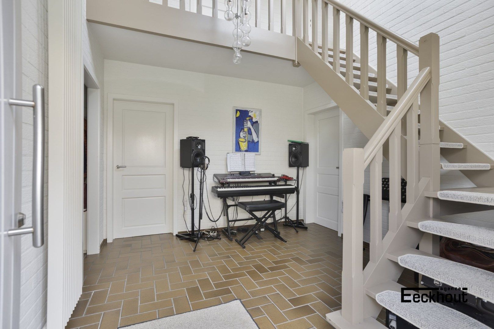 Instapklare villa met garage en aanpalend perceel bouwgrond! foto 12