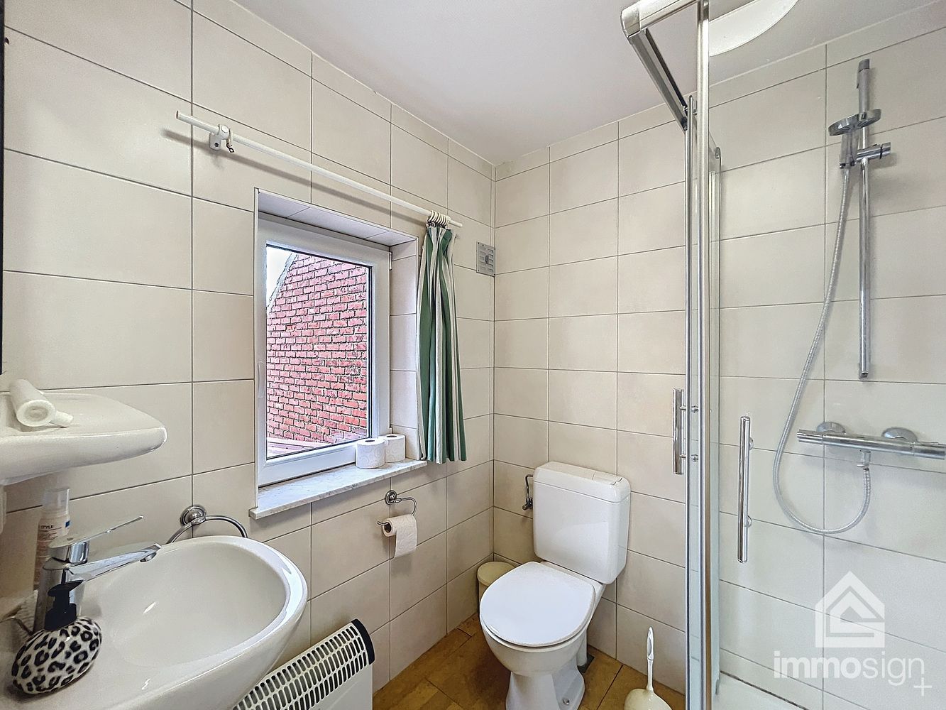 Ruim triplex appartement met vier slaapkamers in hartje Bocholt! foto 24