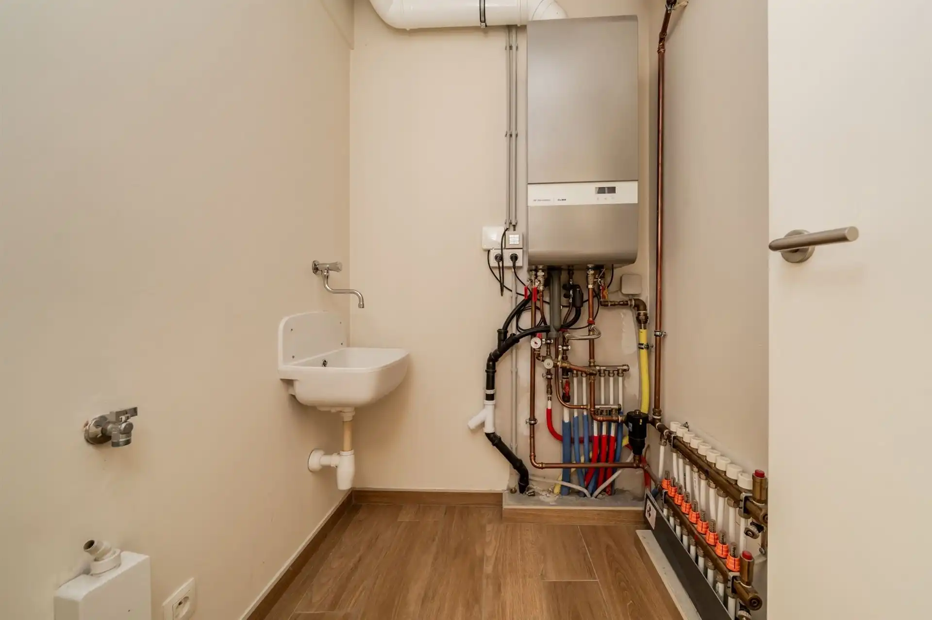 Modern 1 slpk appartement met terras in centrum! foto 12