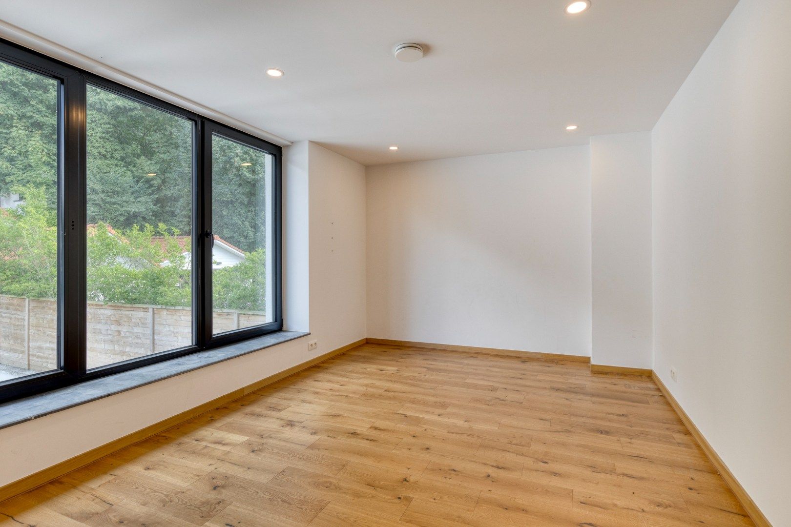 Appartement met 4 slaapkamers en ruim terras in Hamme-Mille! – EPC 103 kWh/m² - bewoonbare opp. 201 m² foto 11