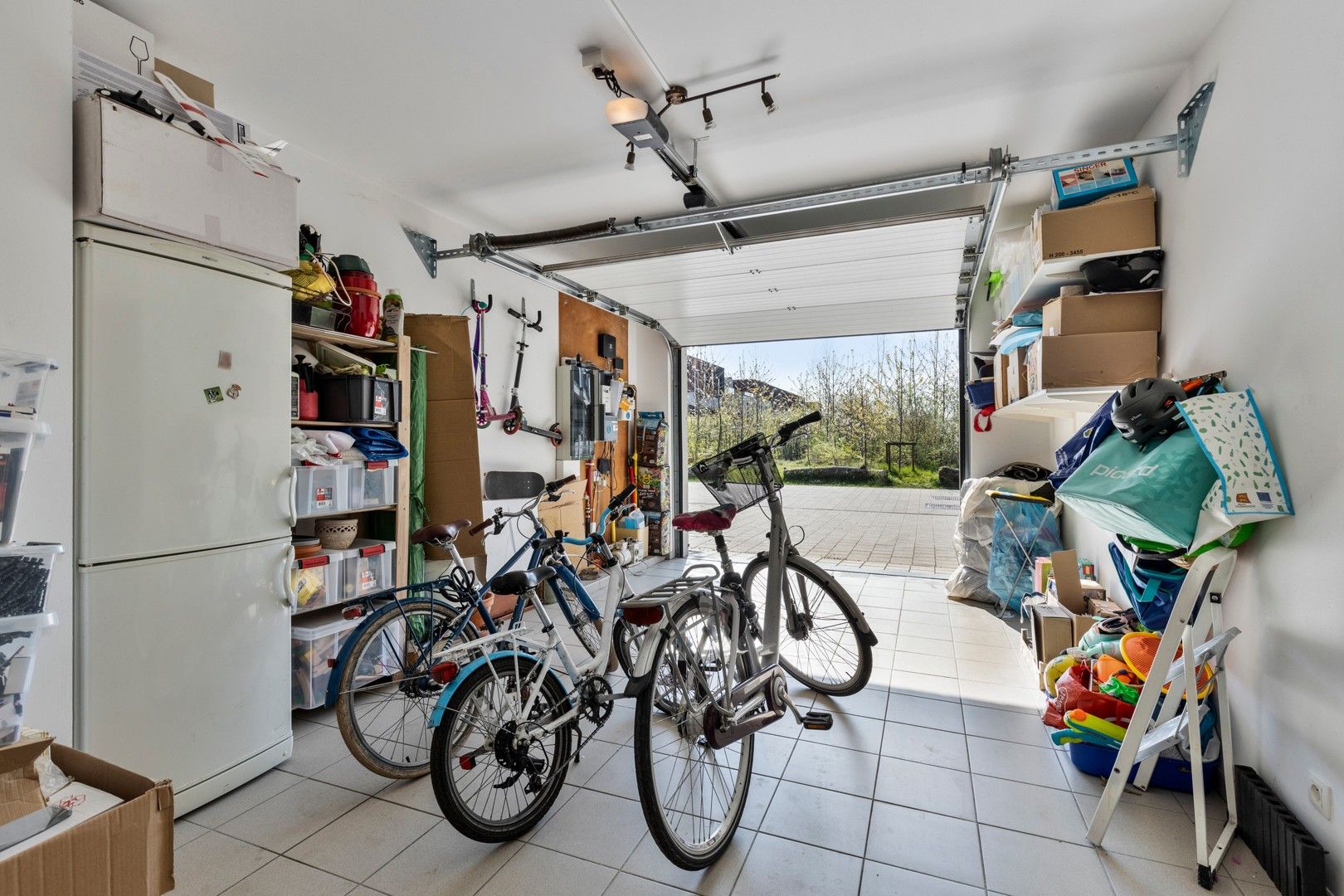 MODERNE, RUIME EN ENERGIEZUINIGE GEZINSWONING MET TUIN, GARAGE, 3 TERRASSEN EN 4 SLPKS OP TOPLOCATIE IN GENT foto 29