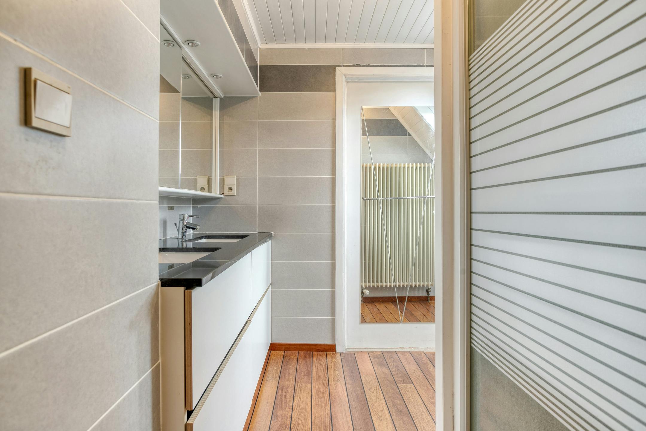 Alleenstaand huis met 5 kamers en atelier te koop in Waregem foto 18