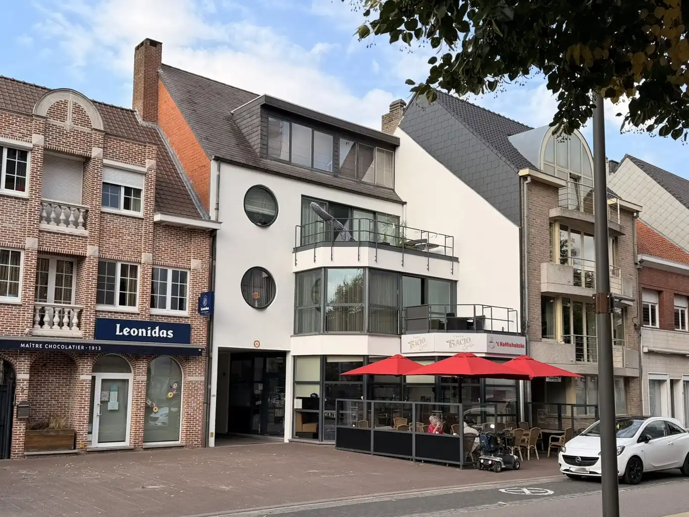 Hoofdfoto van de publicatie: Dakappartement met 1 slpk + extra zolderruimte in Arendonk