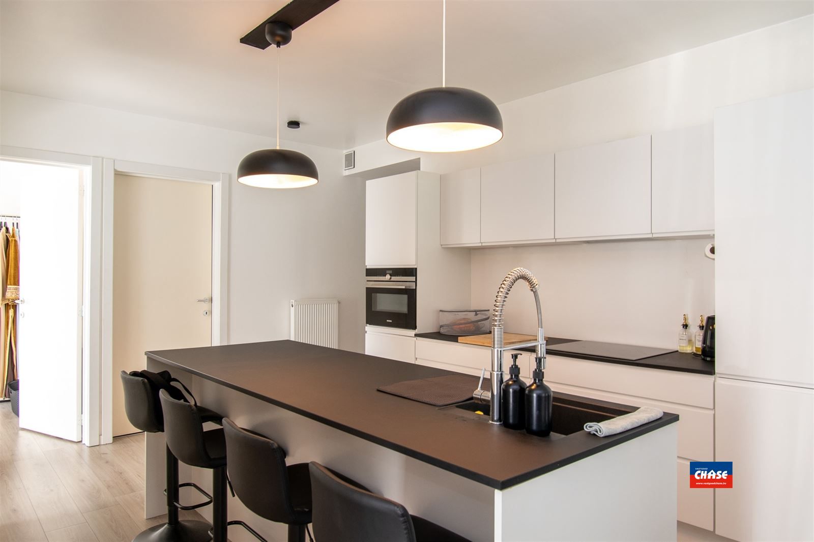 Recent gelijkvloersappartement met 2 slaapkamers foto 5