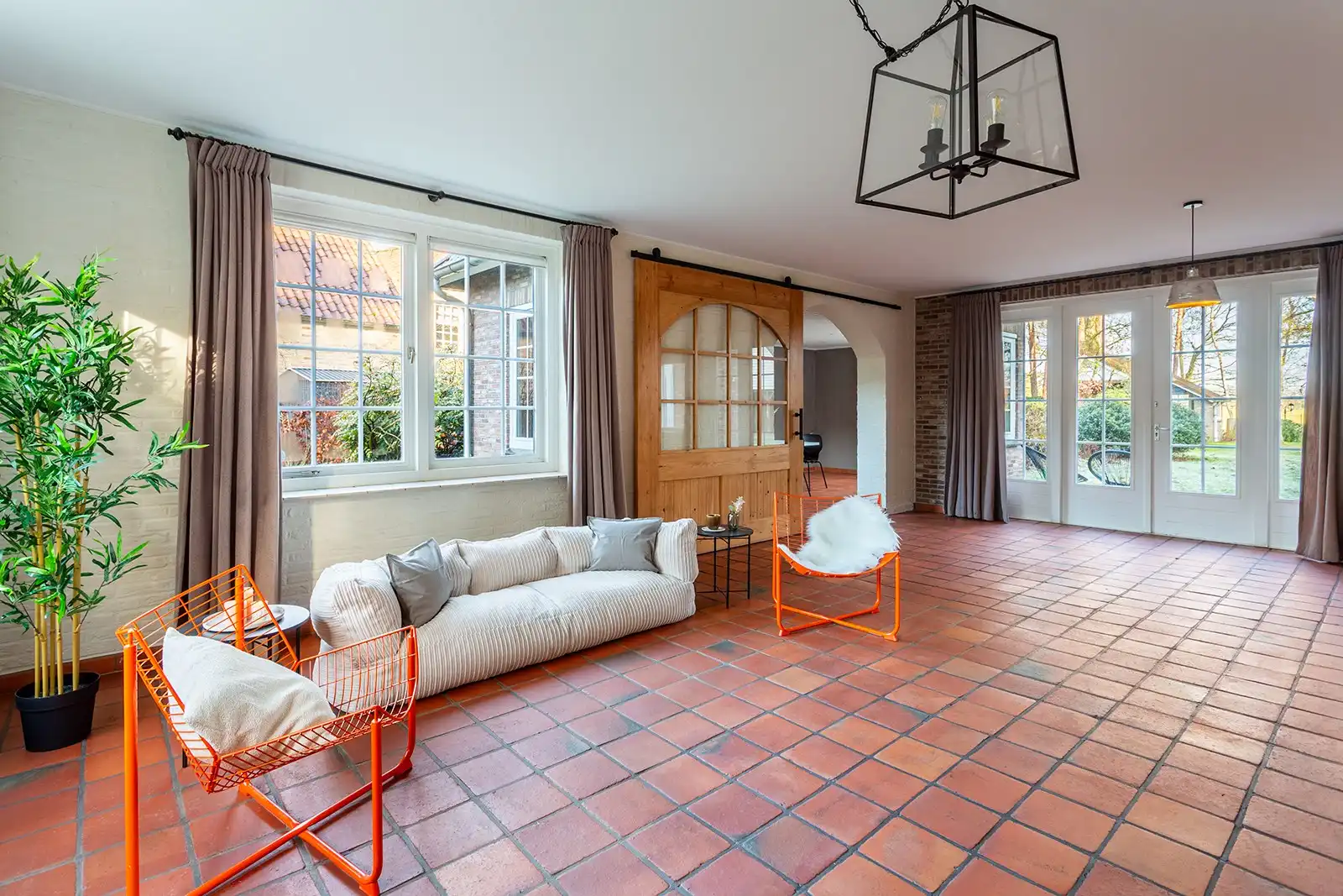 Villa met vergezicht en zwembad in Brasschaat foto 15