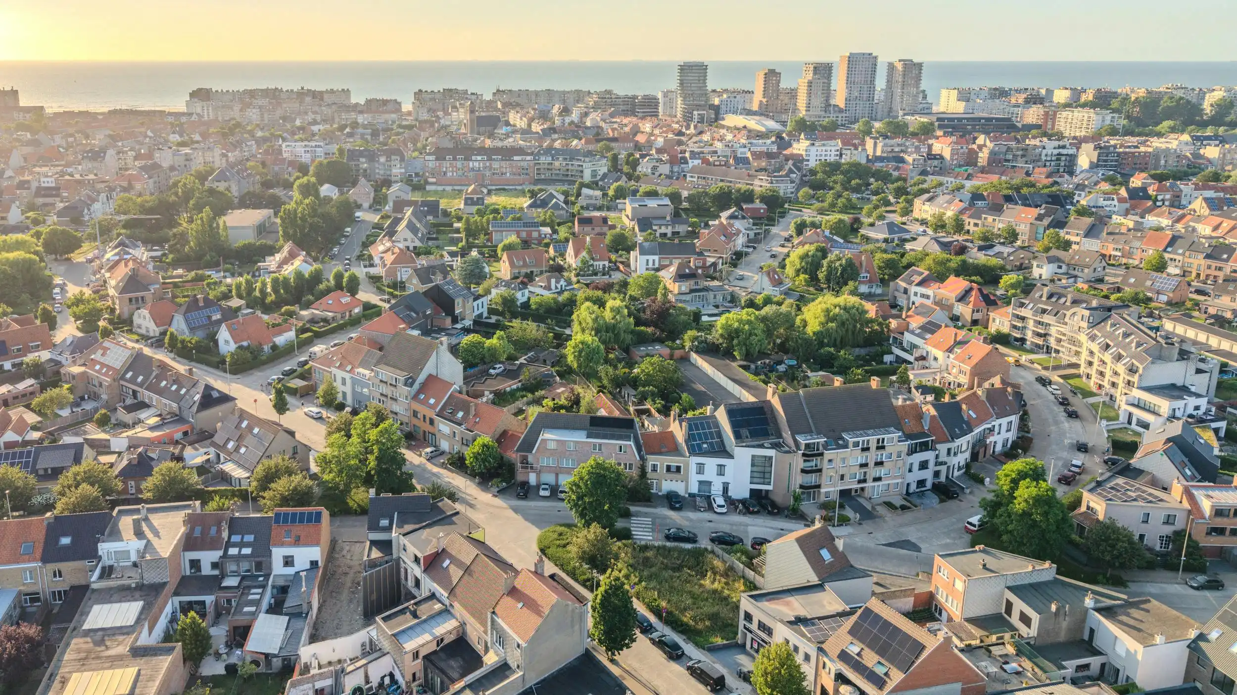 Gerenoveerde woning te koop in hartje Mariakerke te Oostende foto 20