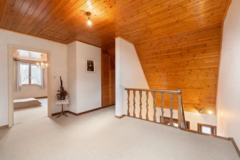 --- NIEUW --- Op te frissen ruime landelijke woning te Drongen! foto 9