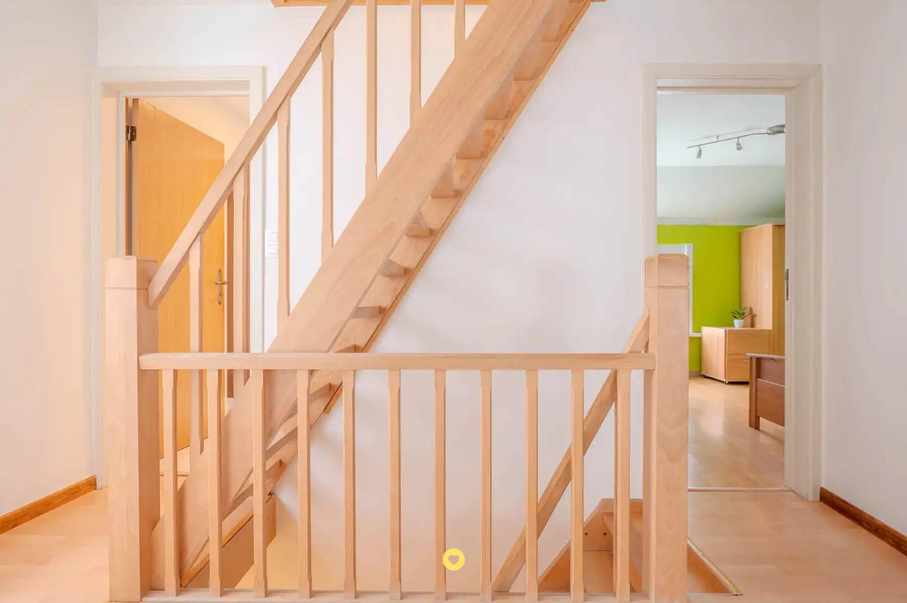 HOB met praktijkruimte, 4 slaapkamers, garage en zonnige tuin foto 20