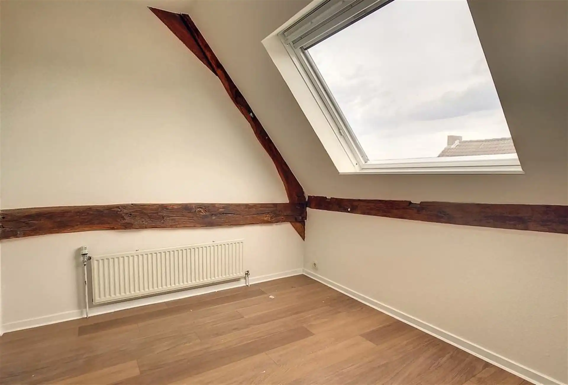 Duplex appartement op een uitstekende locatie foto 9